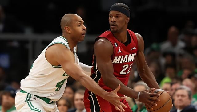 扬的乐曲中 扬的乐曲中