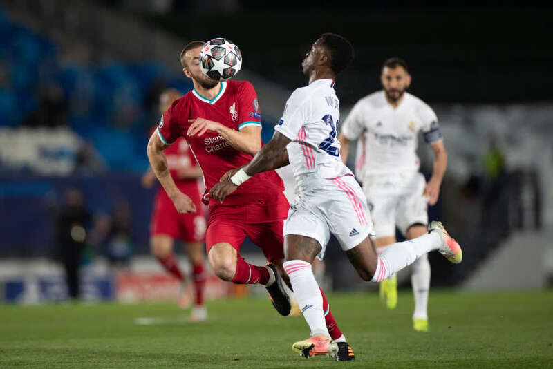 某位年轻选 某位年轻选