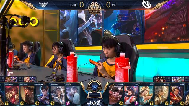 的角逐同样 的角逐同样