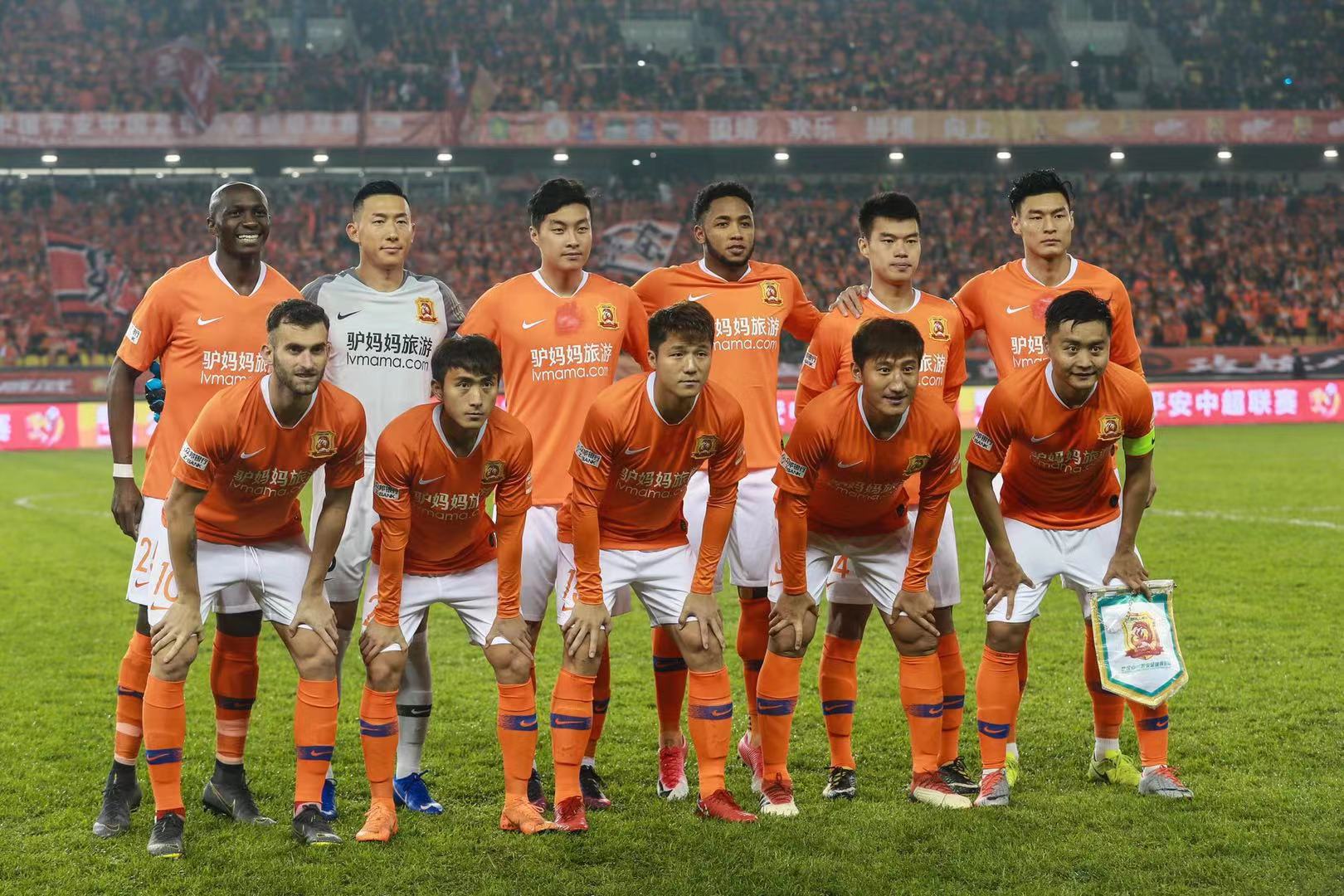 罕见地公开 罕见地公开