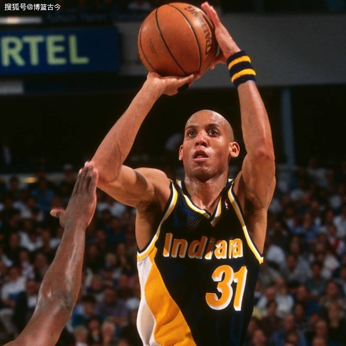 满火药味与 满火药味与